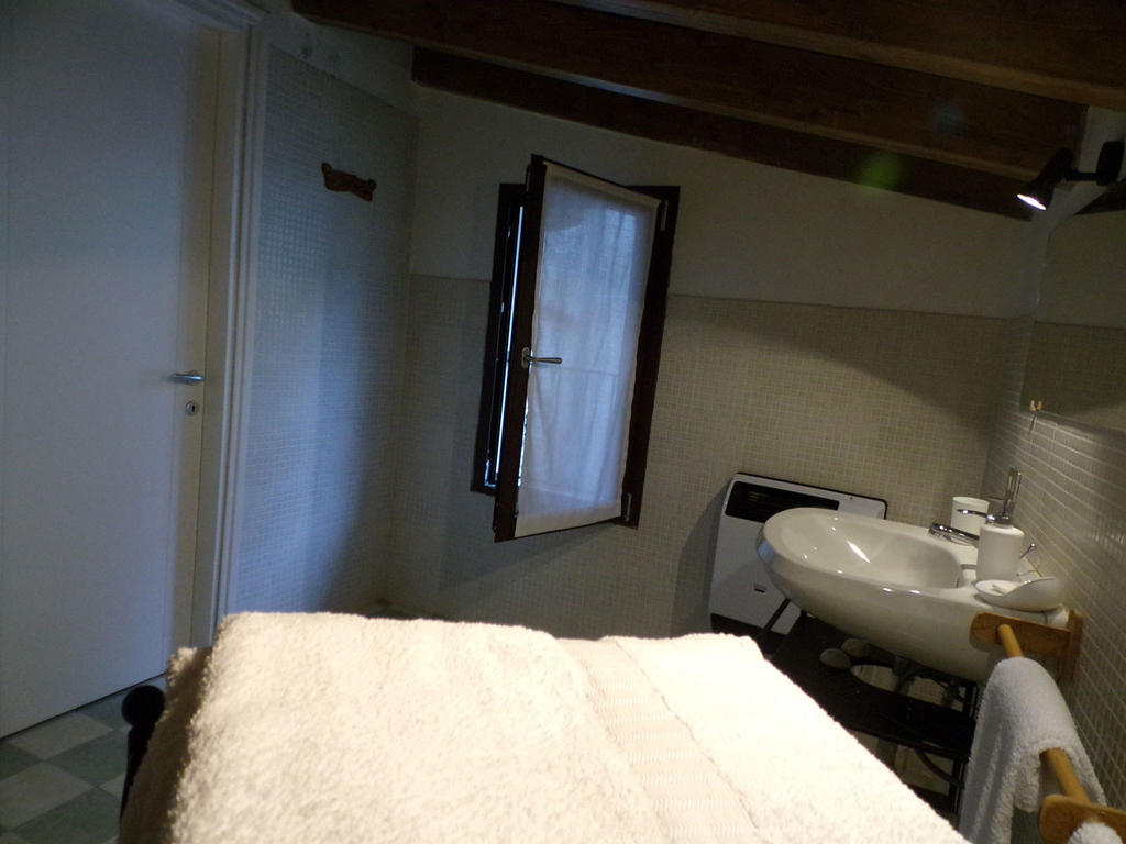 B&B Rocca Di Bajedo Pasturo Room photo